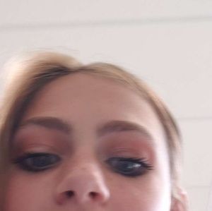 Meet your Posher, Halie